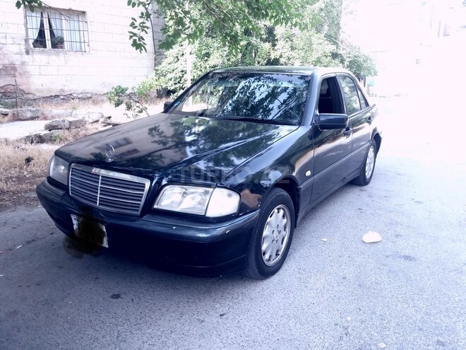 Mercedes C 220 1999, 364,000 km - 2.2 l - Bakı
