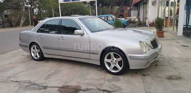 Mercedes E 240 2000, 242,000 km - 2.6 l - Şəmkir