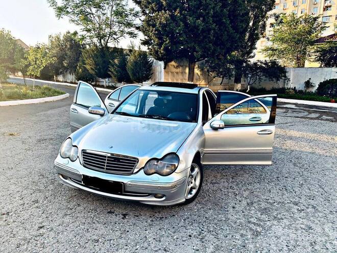 Mercedes C 240 2001, 309,000 km - 2.6 l - Bakı