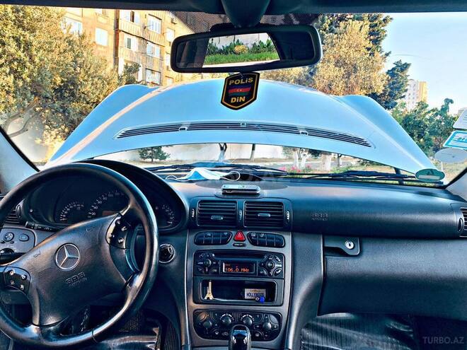 Mercedes C 240 2001, 309,000 km - 2.6 l - Bakı