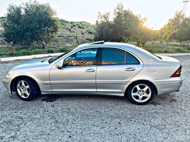 Mercedes C 240 2001, 309,000 km - 2.6 l - Bakı
