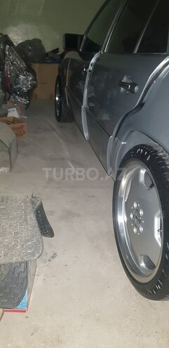 Mercedes E 320 1994, 196,421 km - 3.2 л - Mingəçevir
