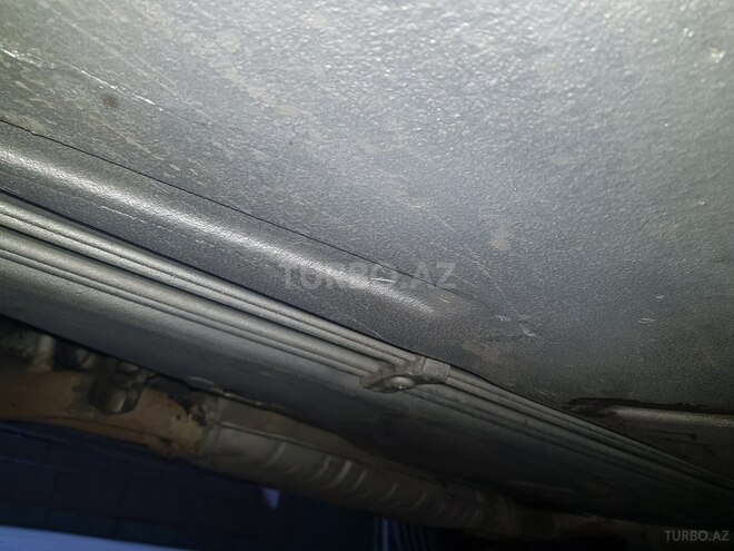 Mercedes E 320 1994, 196,421 km - 3.2 л - Mingəçevir