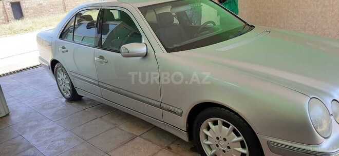Mercedes E 240 2001, 157,476 km - 2.4 л - Şabran