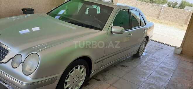 Mercedes E 240 2001, 157,476 km - 2.4 л - Şabran