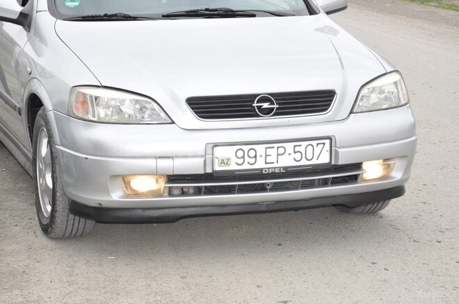 Opel Astra 2000, 300,000 km - 1.6 l - Yevlax