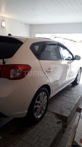 Kia Cerato 2011, 230,330 km - 1.6 л - Bakı