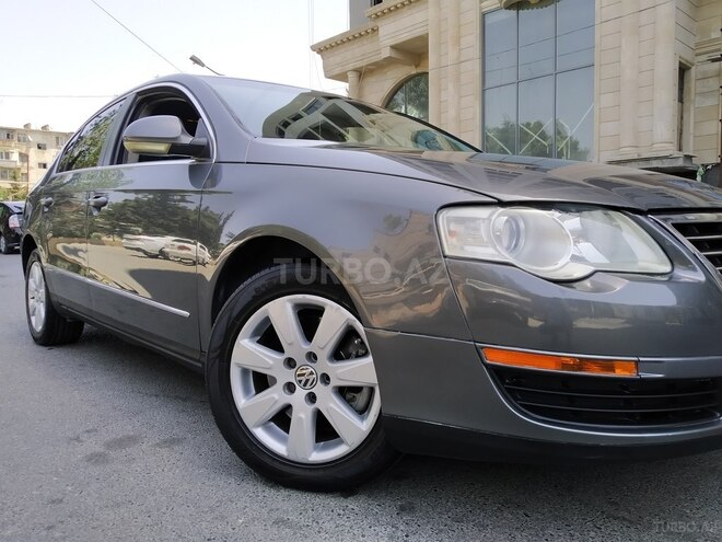 Volkswagen Passat 2006, 213,580 km - 2.0 l - Bakı