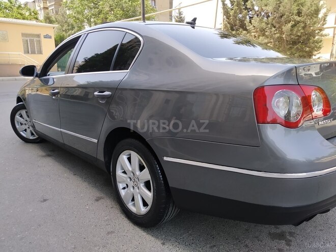 Volkswagen Passat 2006, 213,580 km - 2.0 l - Bakı