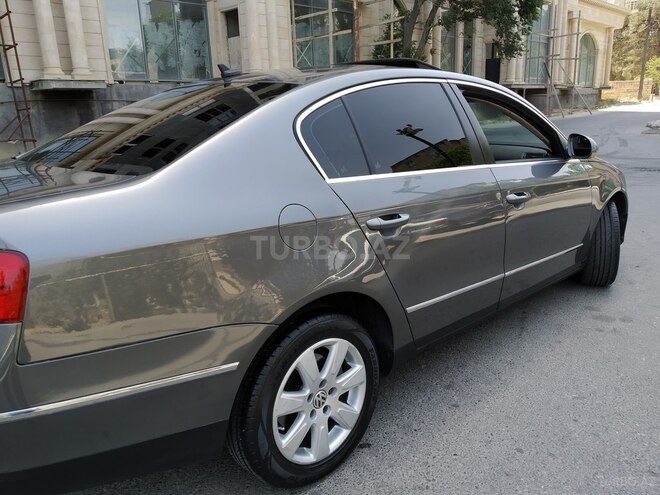 Volkswagen Passat 2006, 213,580 km - 2.0 l - Bakı