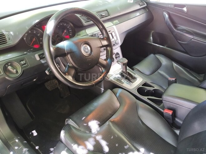 Volkswagen Passat 2006, 213,580 km - 2.0 l - Bakı