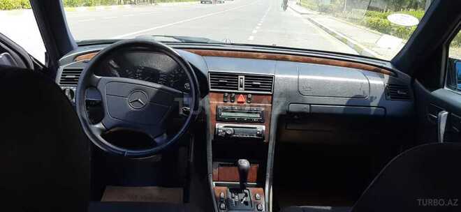 Mercedes C 240 1999, 250,000 km - 2.4 l - Bakı