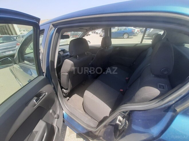 Opel Astra 2006, 157,000 km - 1.3 л - Bakı