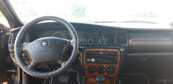 Opel Vectra 1996, 250,000 km - 2.5 l - Sumqayıt