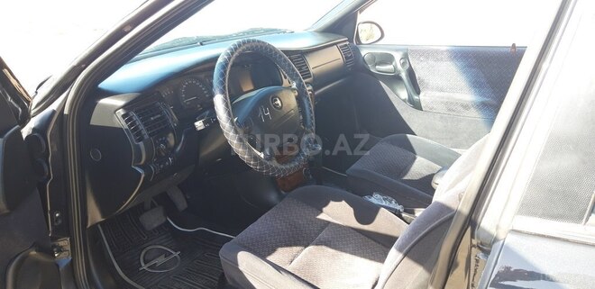 Opel Vectra 1996, 250,000 km - 2.5 l - Sumqayıt
