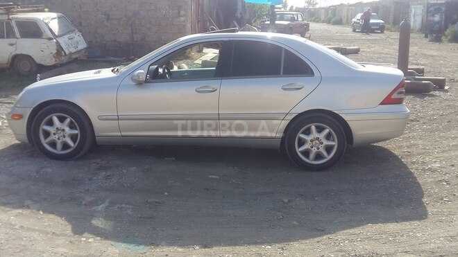 Mercedes C 240 2001, 358,000 km - 2.6 л - Mingəçevir