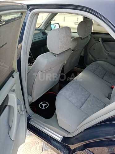 Mercedes C 180 1999, 213,652 km - 1.8 l - Bakı