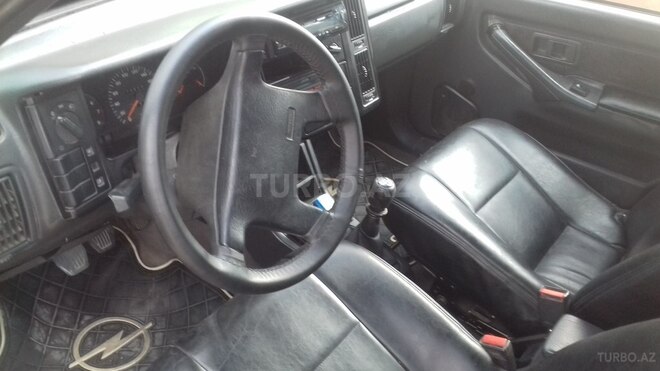 Volvo 460 1993, 356,000 km - 1.8 l - Sumqayıt