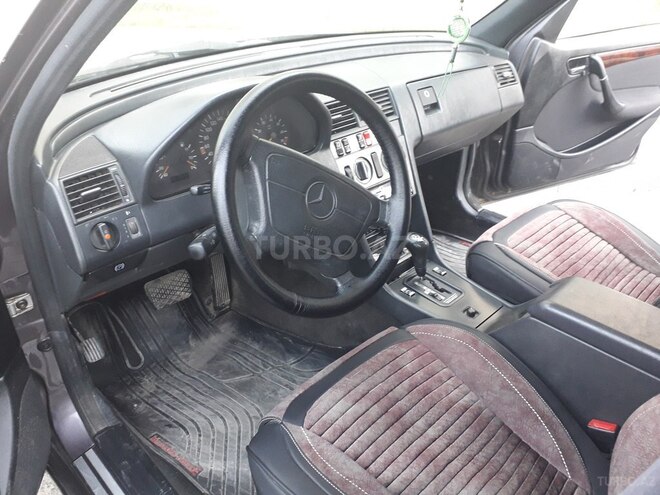 Mercedes C 180 1994, 216,229 km - 1.8 l - Bakı