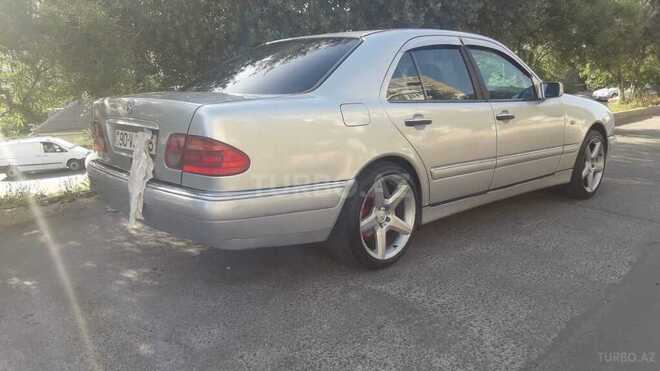 Mercedes E 240 1998, 415,325 km - 2.4 l - Bakı