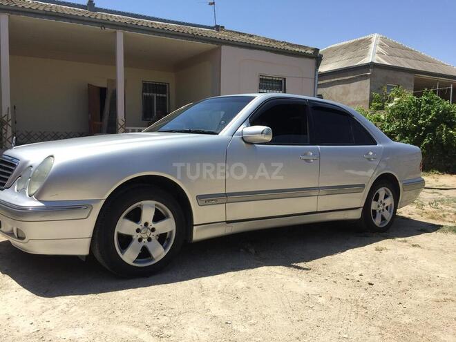 Mercedes E 270 2000, 350,000 km - 2.7 l - Bakı