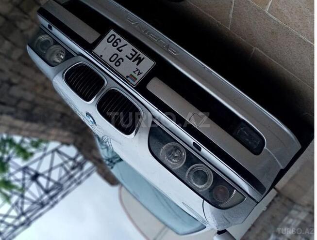 BMW 528 2000, 225,000 km - 2.8 l - Bakı