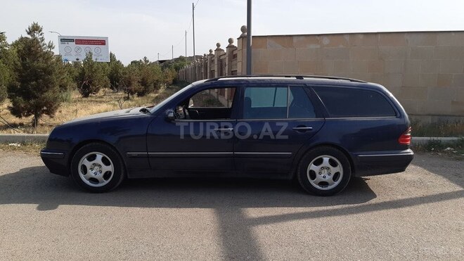 Mercedes E 220 2000, 384,000 km - 2.2 l - Gəncə