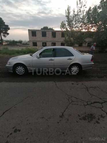 Mercedes C 200 1999, 235,992 km - 2.0 l - Balakən