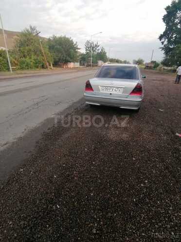 Mercedes C 200 1999, 235,992 km - 2.0 l - Balakən