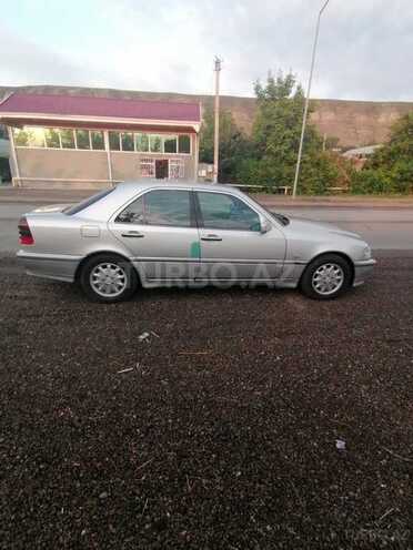 Mercedes C 200 1999, 235,992 km - 2.0 l - Balakən