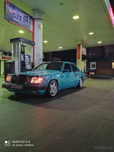 Mercedes E 260 1985, 116,798 km - 2.6 л - Sumqayıt