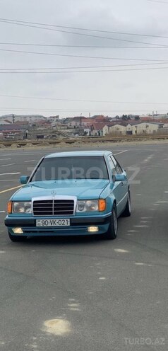 Mercedes E 260 1985, 116,798 km - 2.6 л - Sumqayıt