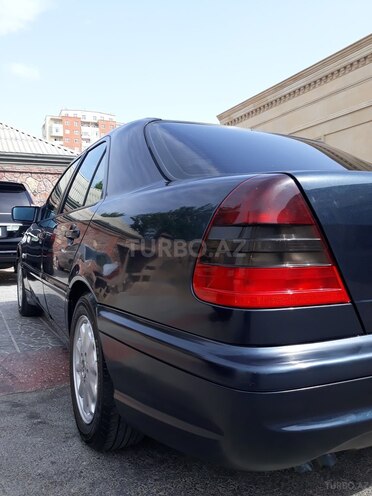 Mercedes C 200 1999, 258,000 km - 2.0 l - Xırdalan