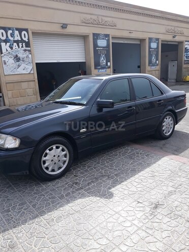 Mercedes C 200 1999, 258,000 km - 2.0 l - Xırdalan