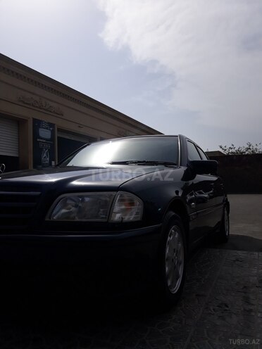 Mercedes C 200 1999, 258,000 km - 2.0 l - Xırdalan