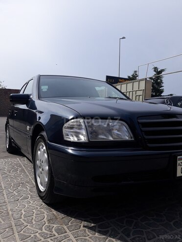 Mercedes C 200 1999, 258,000 km - 2.0 l - Xırdalan