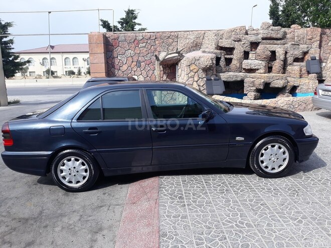 Mercedes C 200 1999, 258,000 km - 2.0 l - Xırdalan