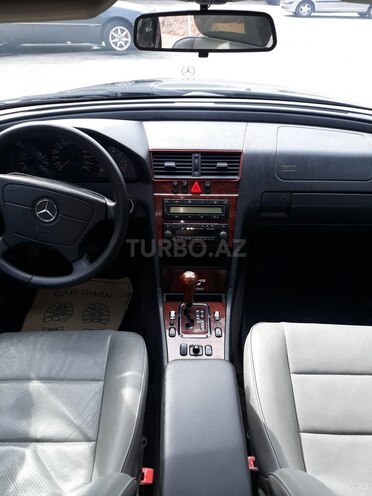 Mercedes C 200 1999, 258,000 km - 2.0 l - Xırdalan