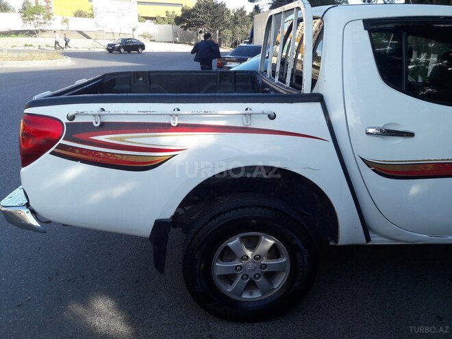 Mitsubishi L200 2008, 291,107 km - 2.5 l - Bakı
