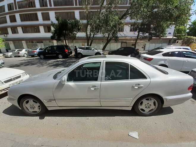 Mercedes E 320 2000, 258,000 km - 3.2 l - Bakı