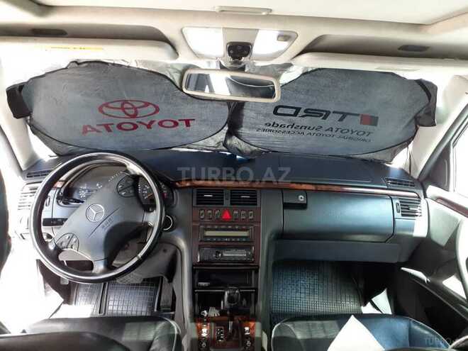 Mercedes E 320 2000, 258,000 km - 3.2 l - Bakı