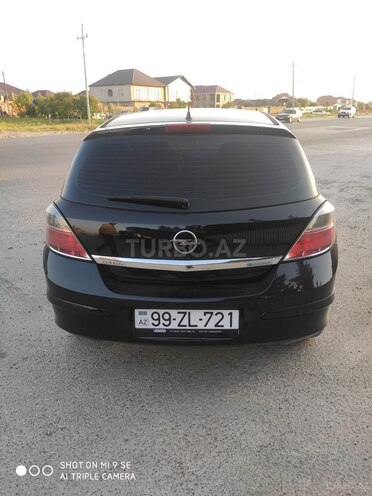 Opel Astra 2010, 129,000 km - 1.4 l - Bakı
