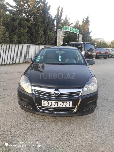 Opel Astra 2010, 129,000 km - 1.4 l - Bakı