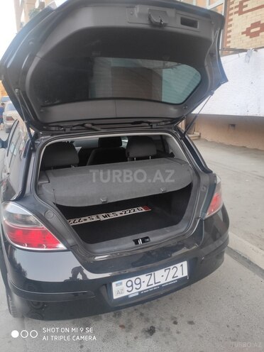 Opel Astra 2010, 129,000 km - 1.4 l - Bakı