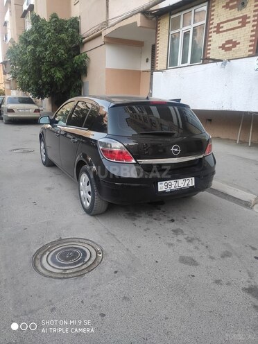 Opel Astra 2010, 129,000 km - 1.4 l - Bakı