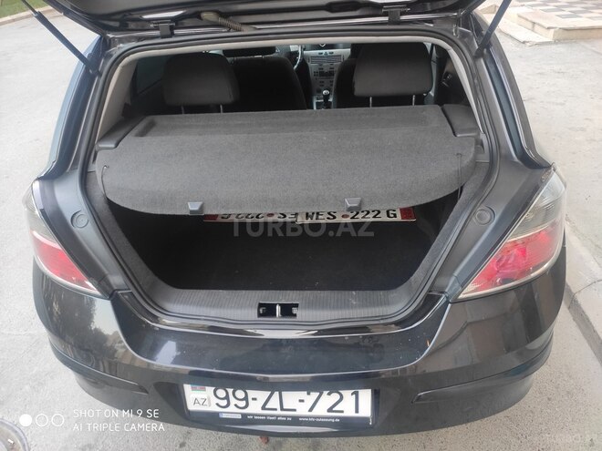 Opel Astra 2010, 129,000 km - 1.4 l - Bakı