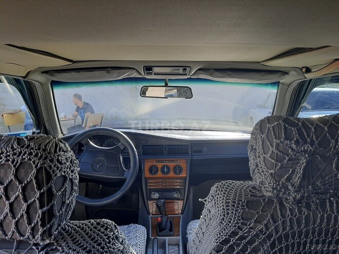Mercedes 190 1993, 350,000 km - 2.0 л - Sumqayıt