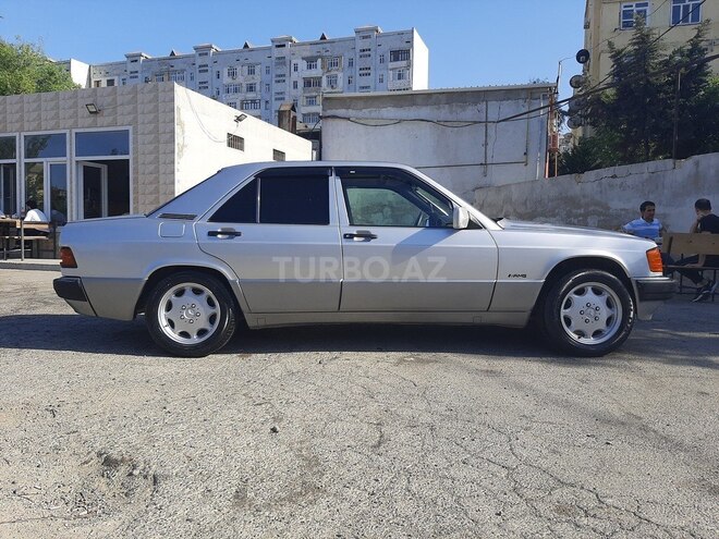 Mercedes 190 1993, 350,000 km - 2.0 л - Sumqayıt