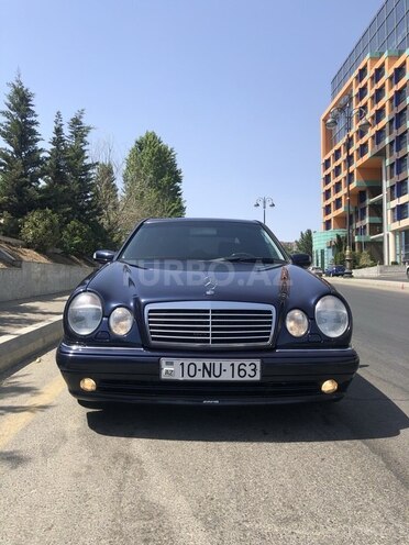 Mercedes E 240 1999, 386,000 km - 2.4 l - Bakı