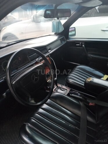 Mercedes 190 1993, 295,000 km - 2.3 l - Bakı